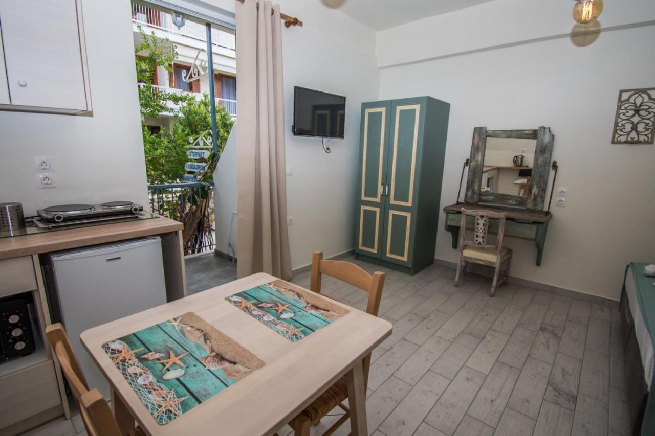Alexandros Aparthotel Poros Town Exterior photo